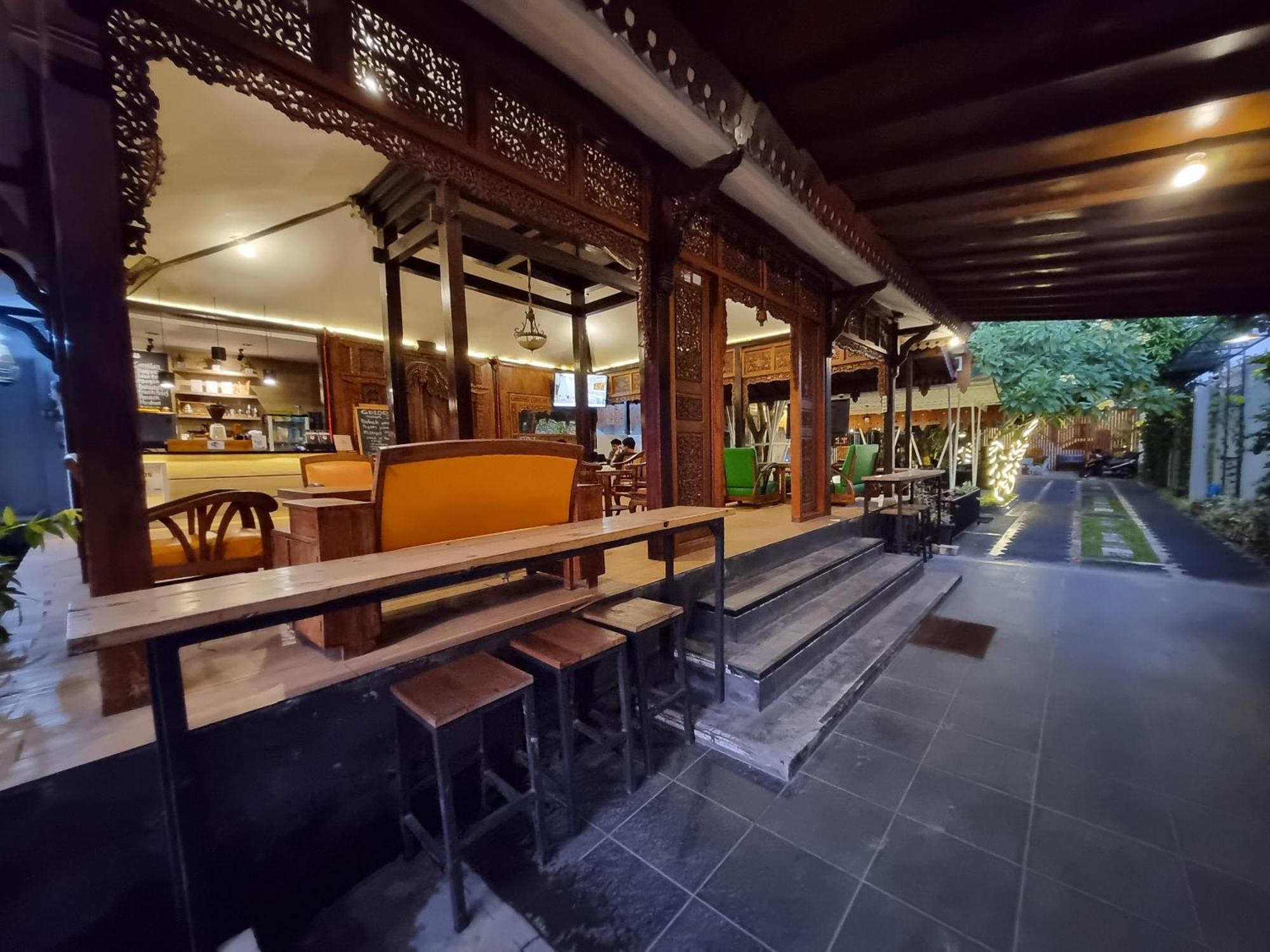 Hotel Omah Nayan Maguwo Exteriér fotografie