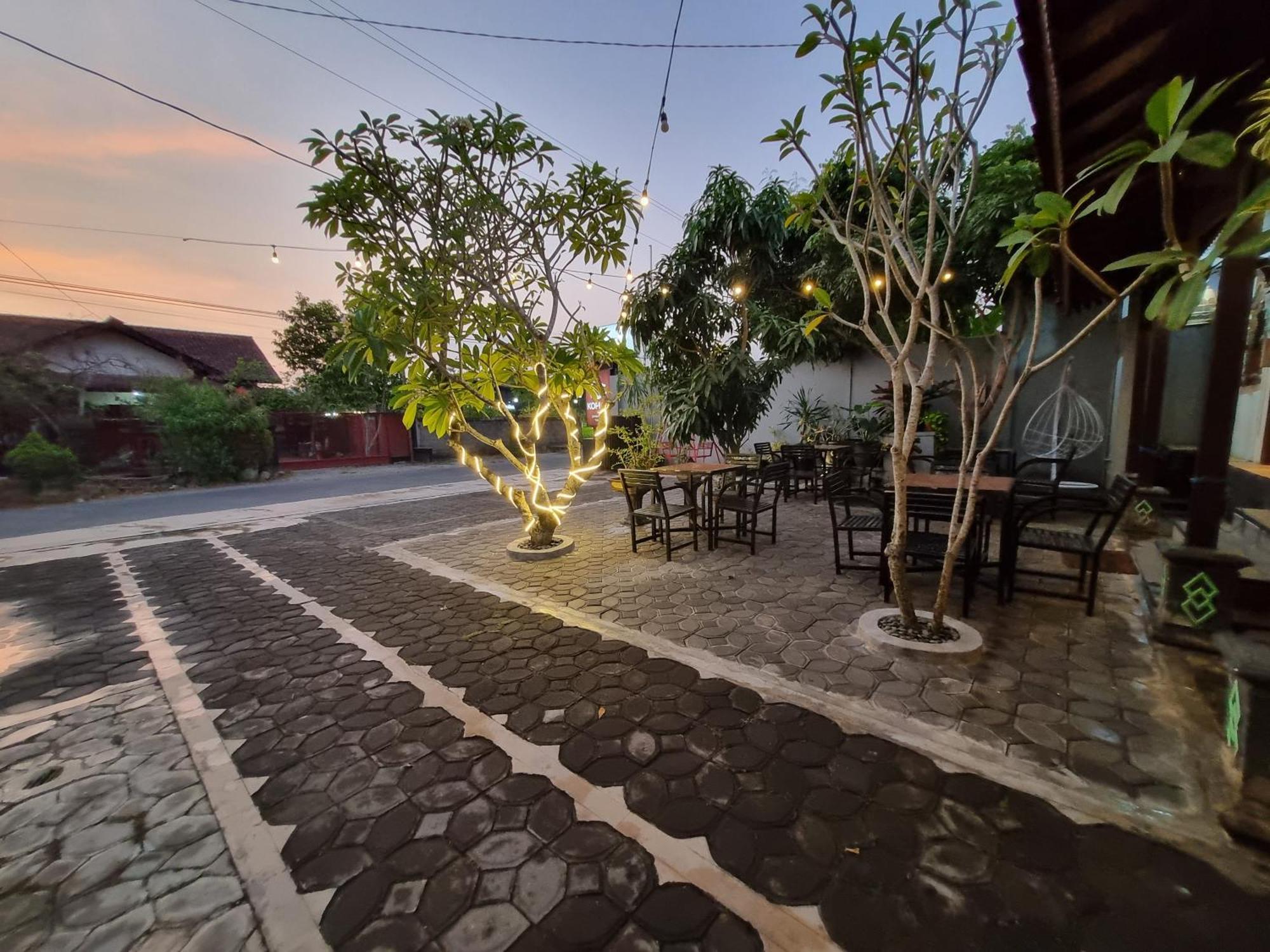 Hotel Omah Nayan Maguwo Exteriér fotografie